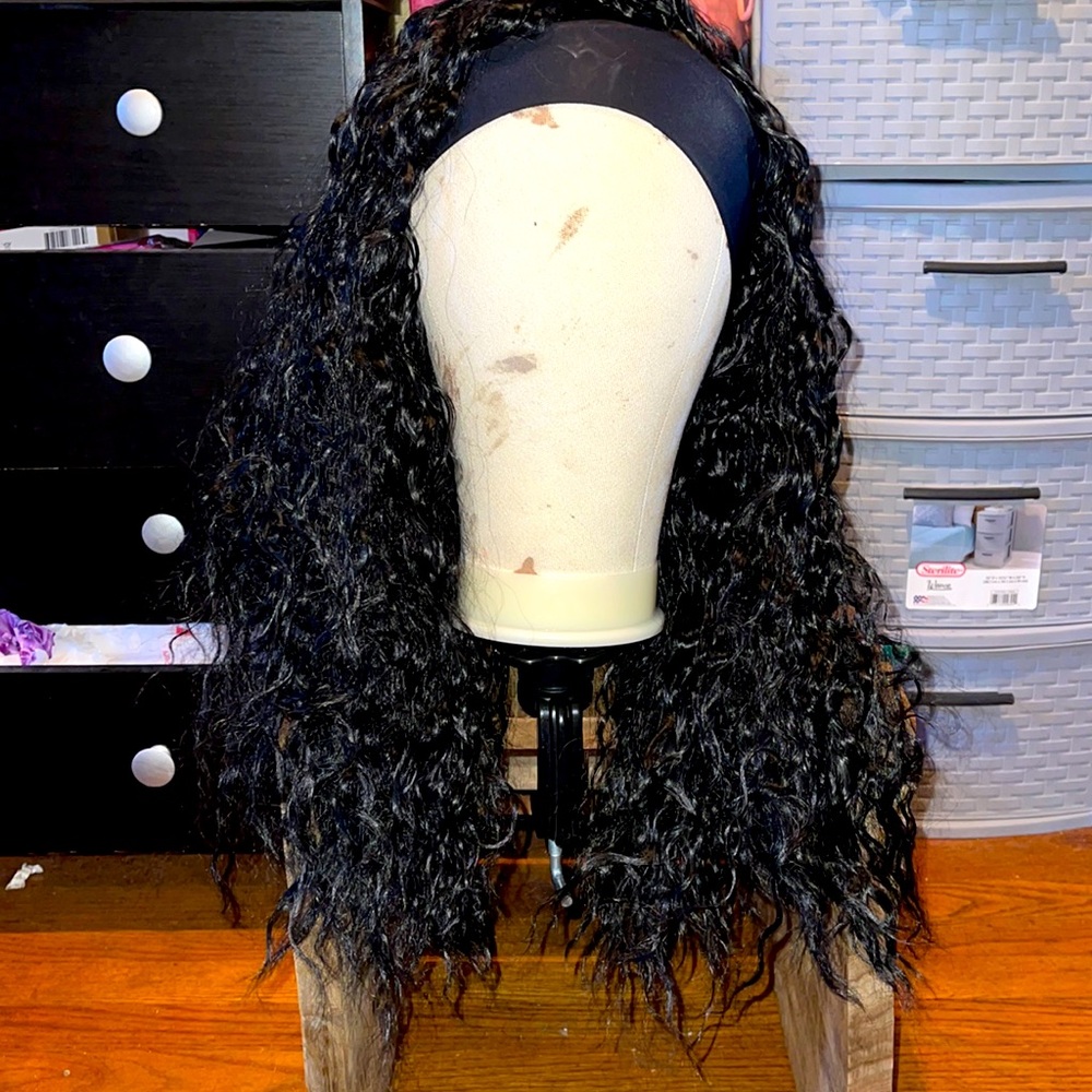 26” headband wig 1B wavy